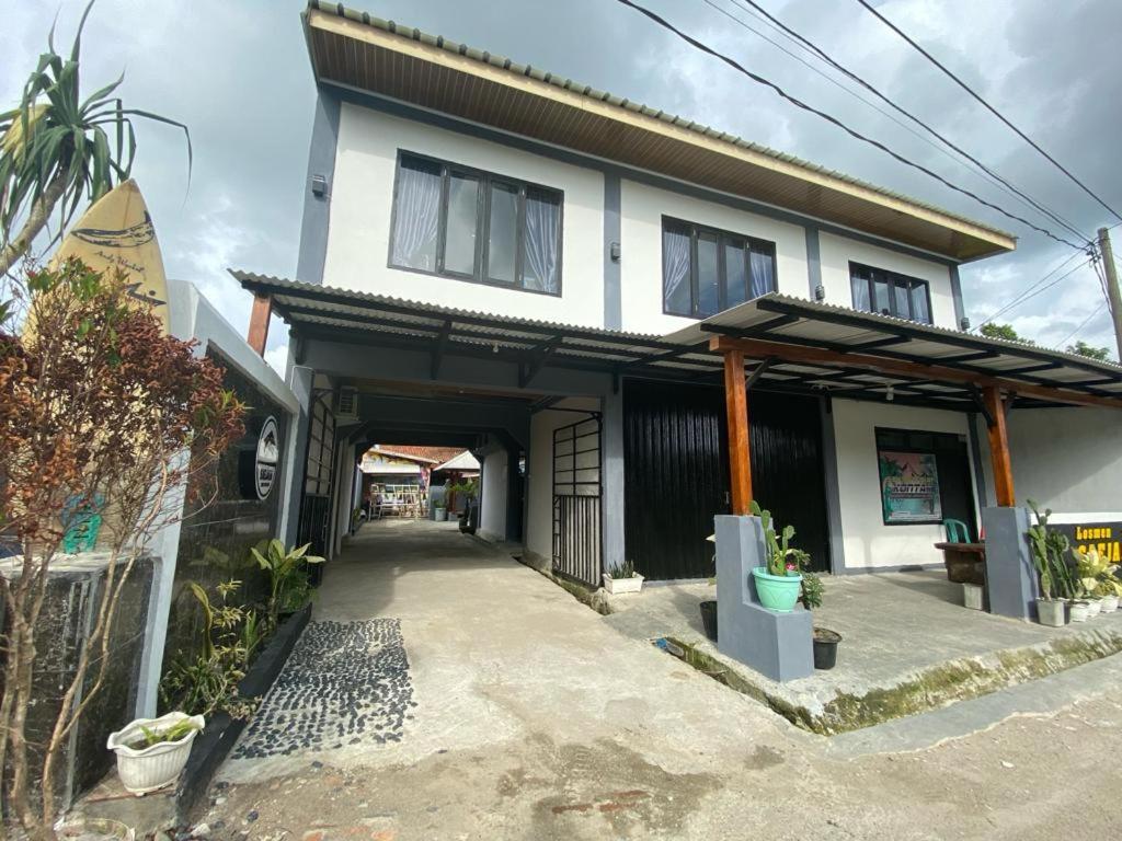 Krui Saejadi Surf And Stay Экстерьер фото